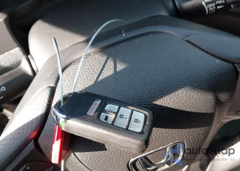 2023 Honda Passport Awd Trailsport z USA, uszkodzony, nr VIN 5FNYF8H63PB008839